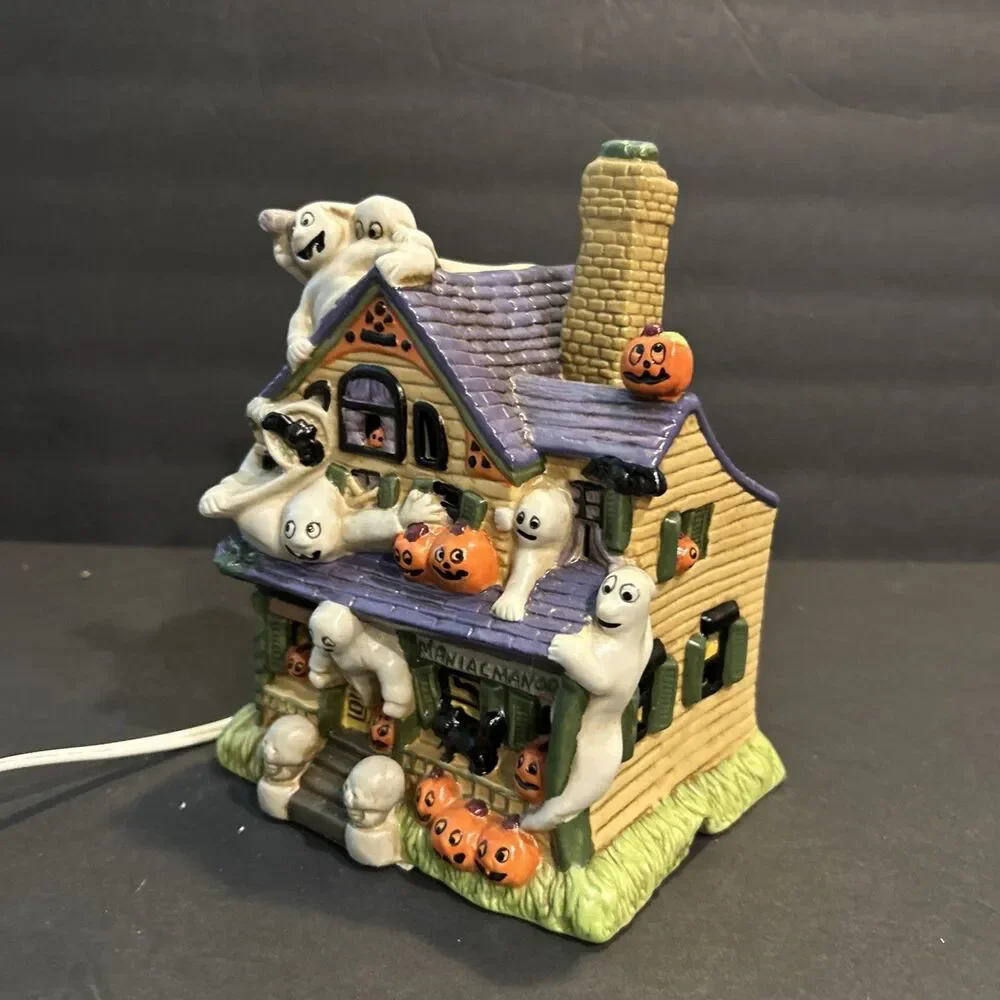Halloween Lighted House Porcelain Mania Manor Pumpkin Time Great Condition